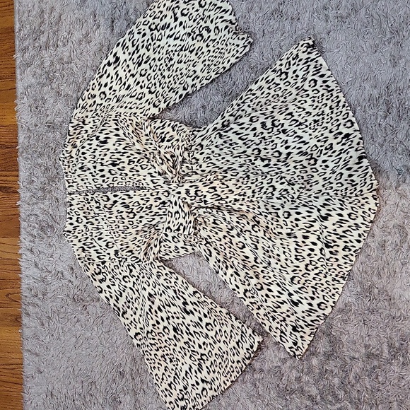 L'ATISTE Leopard Print Romper - Picture 8 of 14